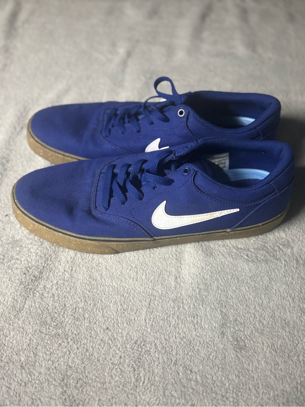 SB Nike Men's Low-Top Skate Sneakers - Blue/White
